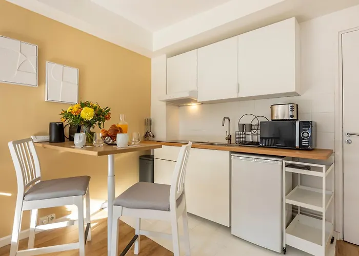 Sweett - Garnier Апартаменты *