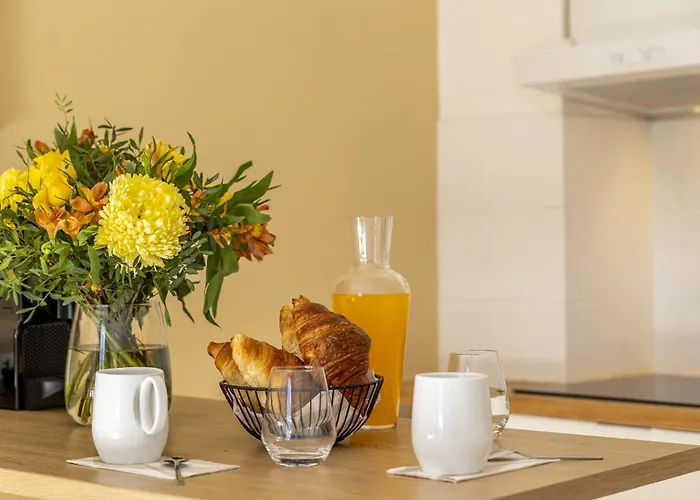 Sweett - Garnier Апартаменты *