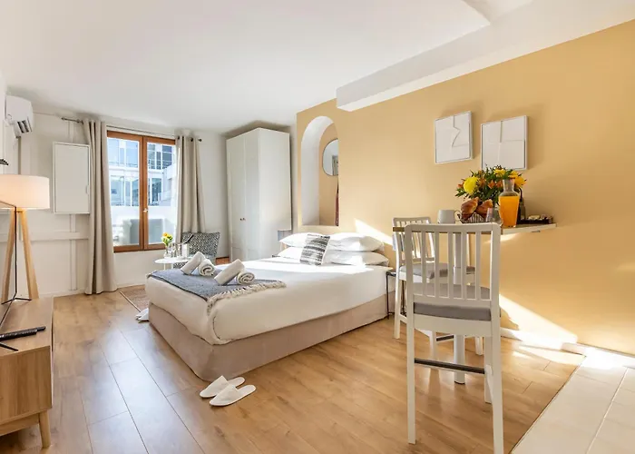 Sweett - Garnier Appartement Parijs